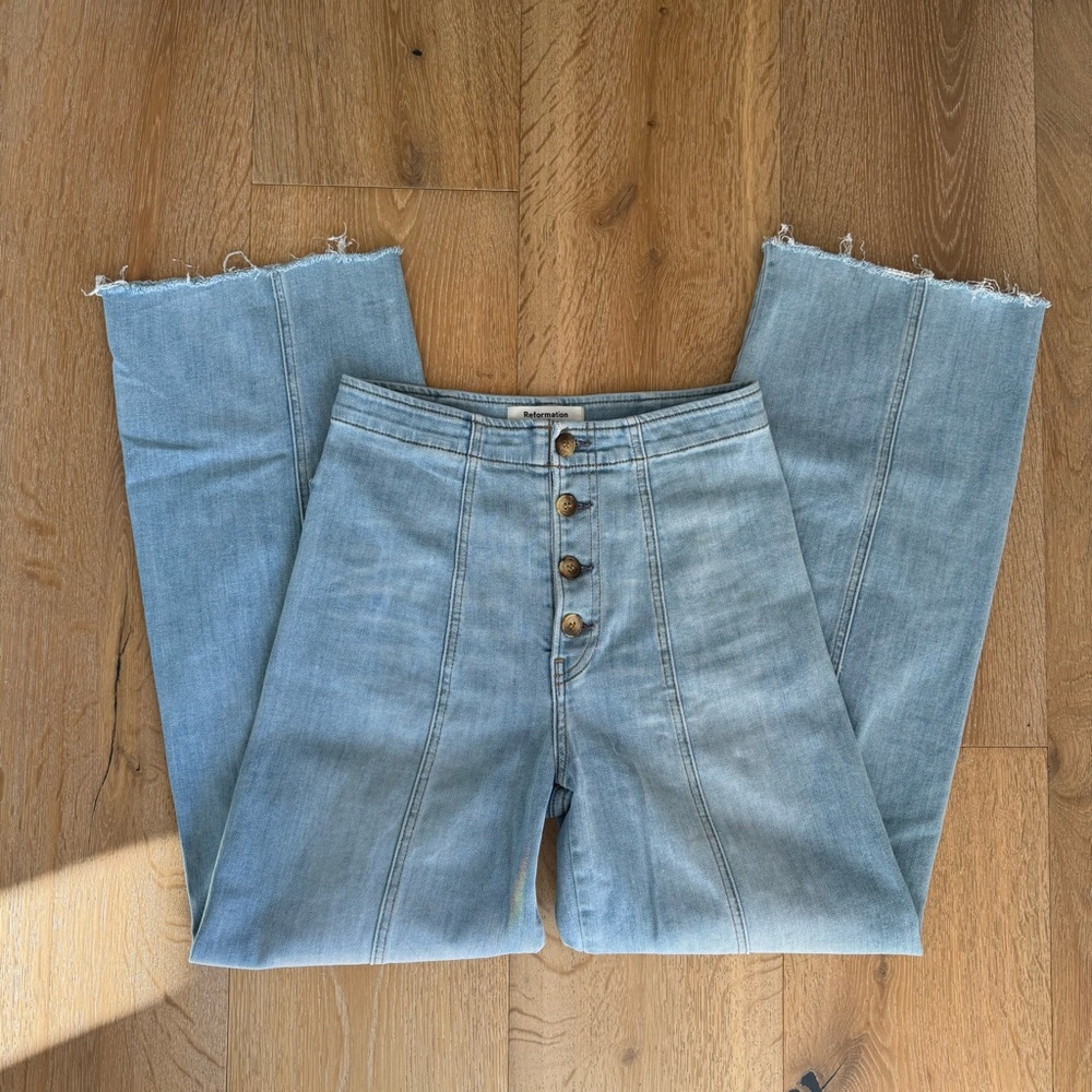 Reformation Women’s Light Blue High Rise Jeans Cropped Size 25